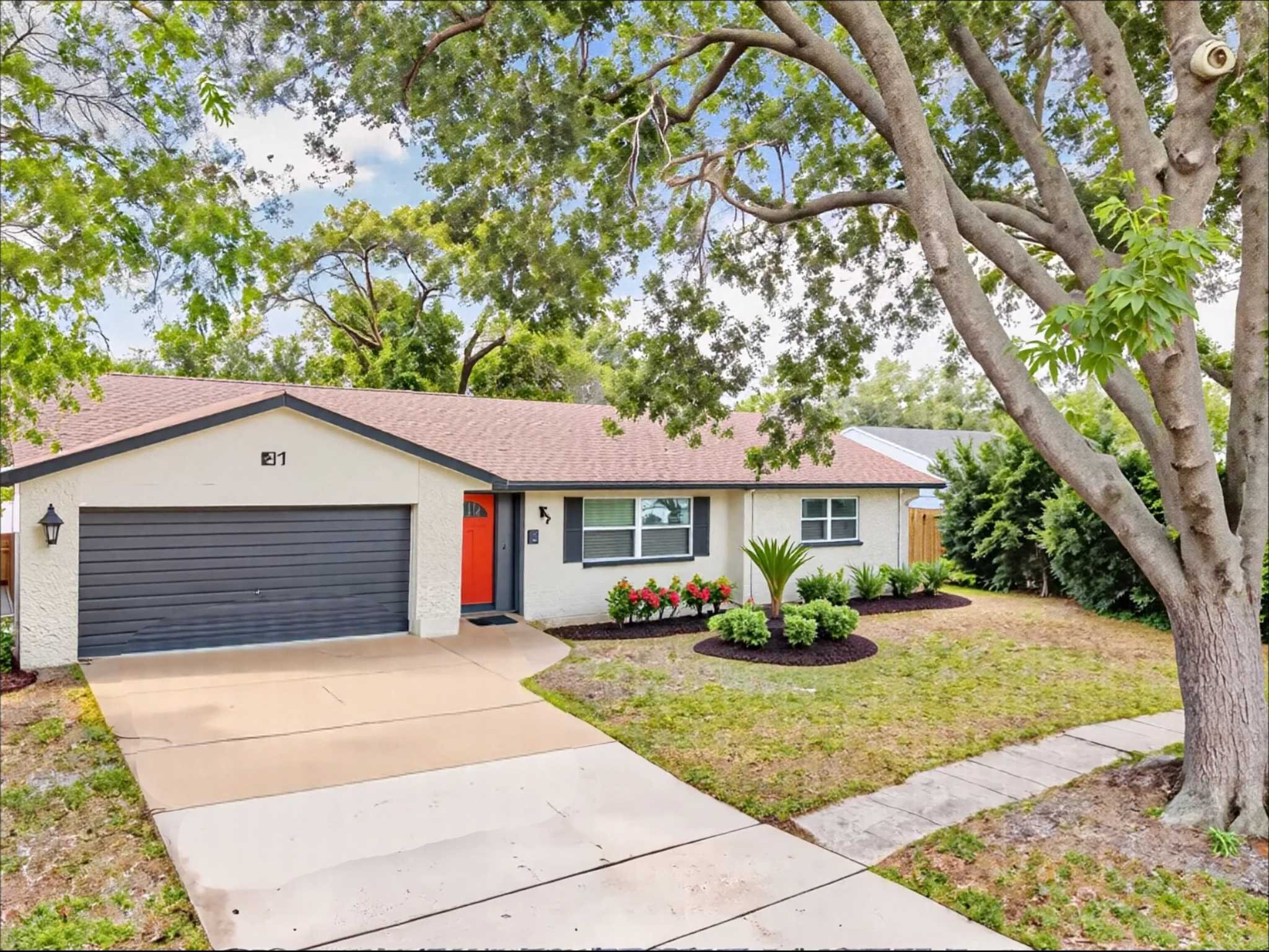 Orlando Multiplex: 877 Park Manor Dr