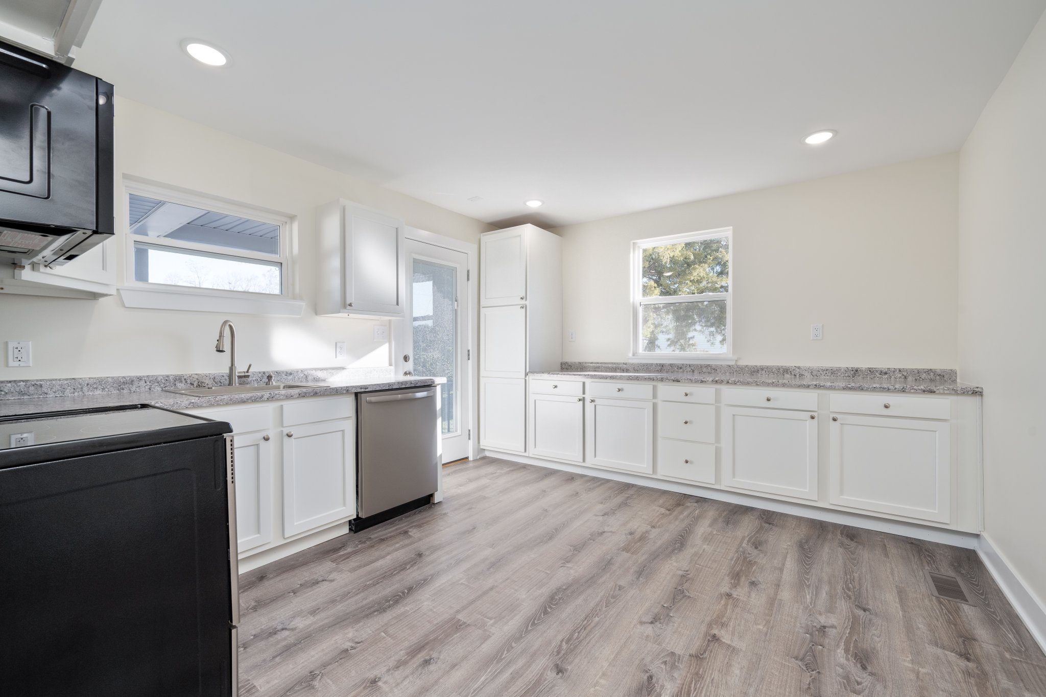 Charlestown House: 1210 Market St
