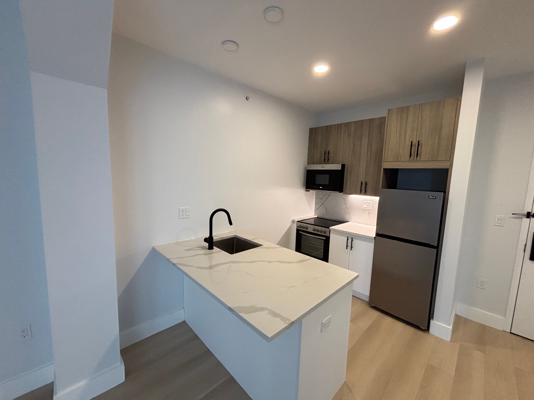 Jersey City Apartment: 316 Forrest St