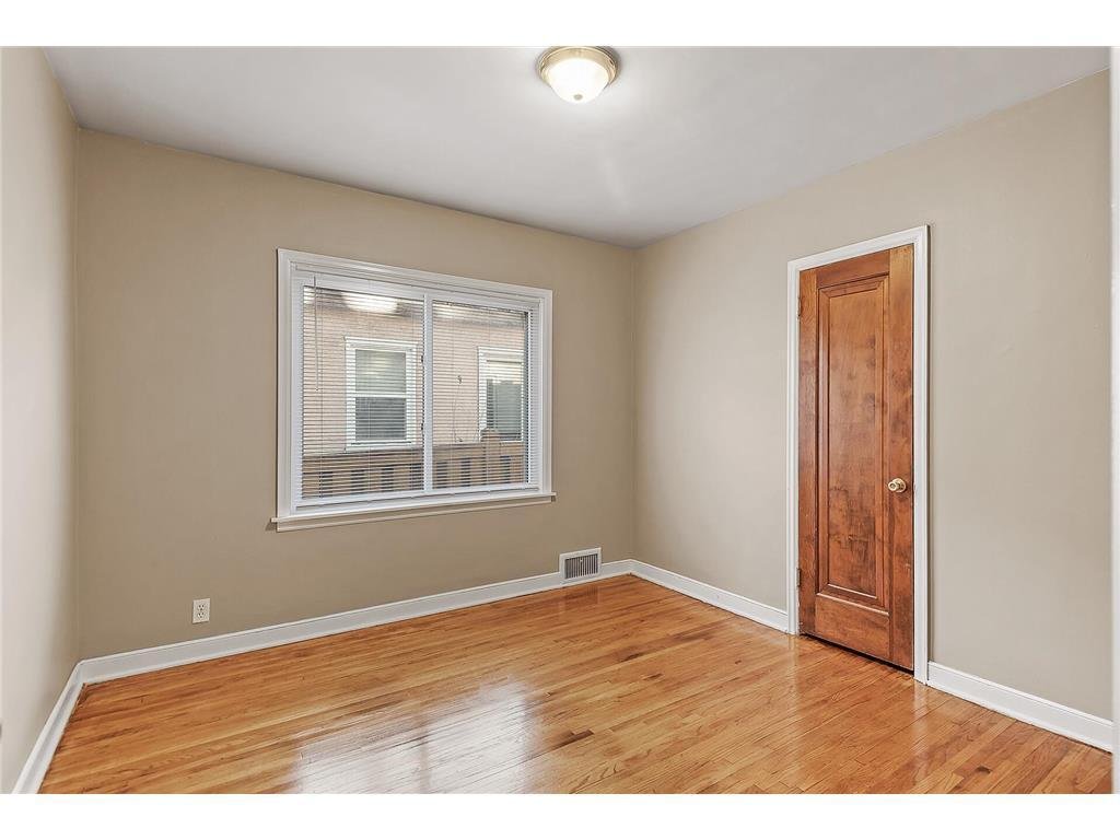 Minneapolis Multiplex: 4331 Thomas Ave N