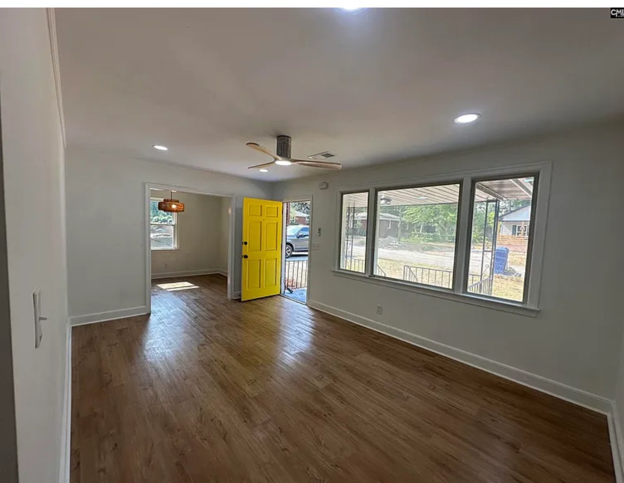 Columbia House: 822 Apache Dr