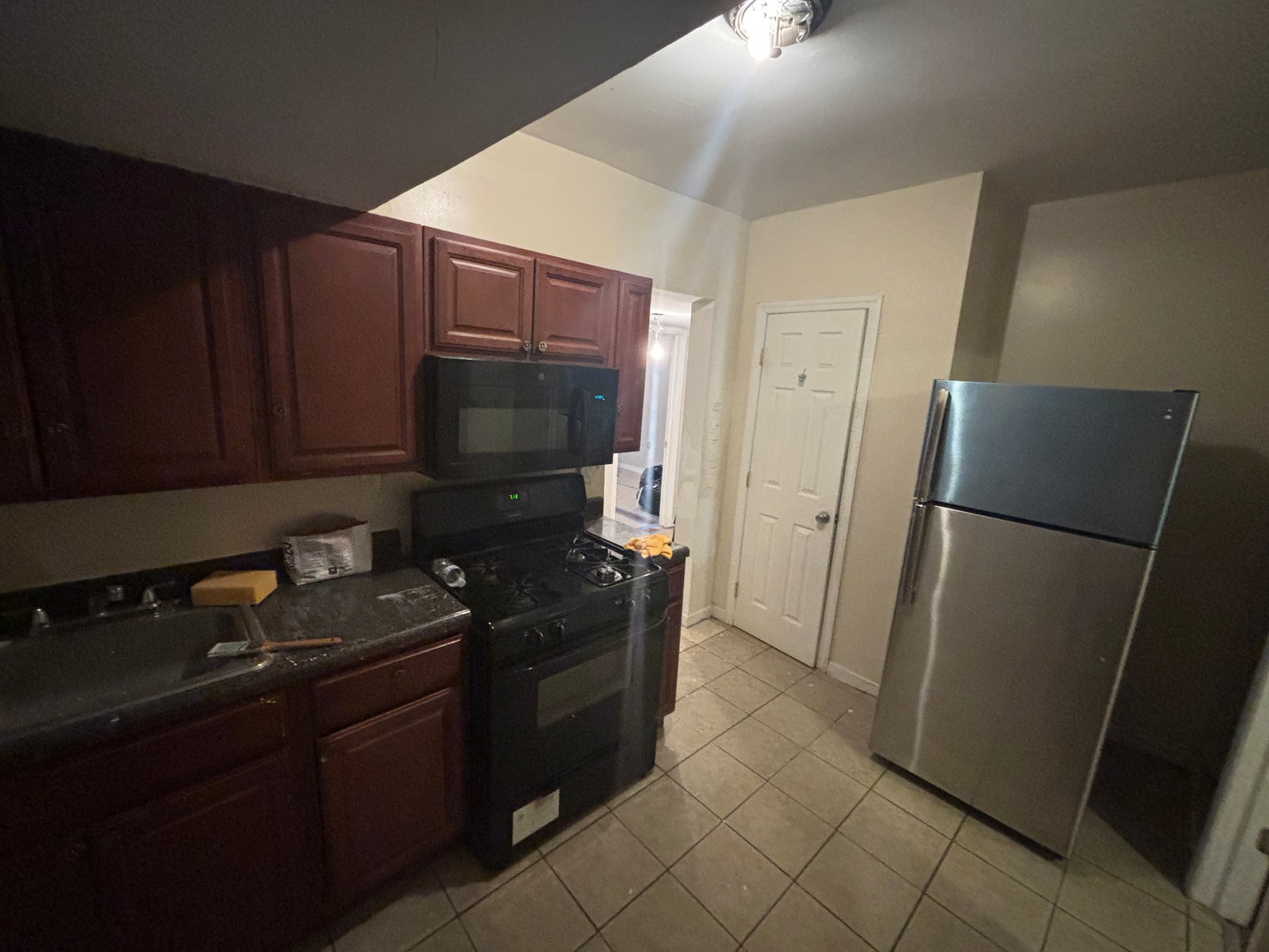 Jersey City Apartment: 93 Fairview Ave