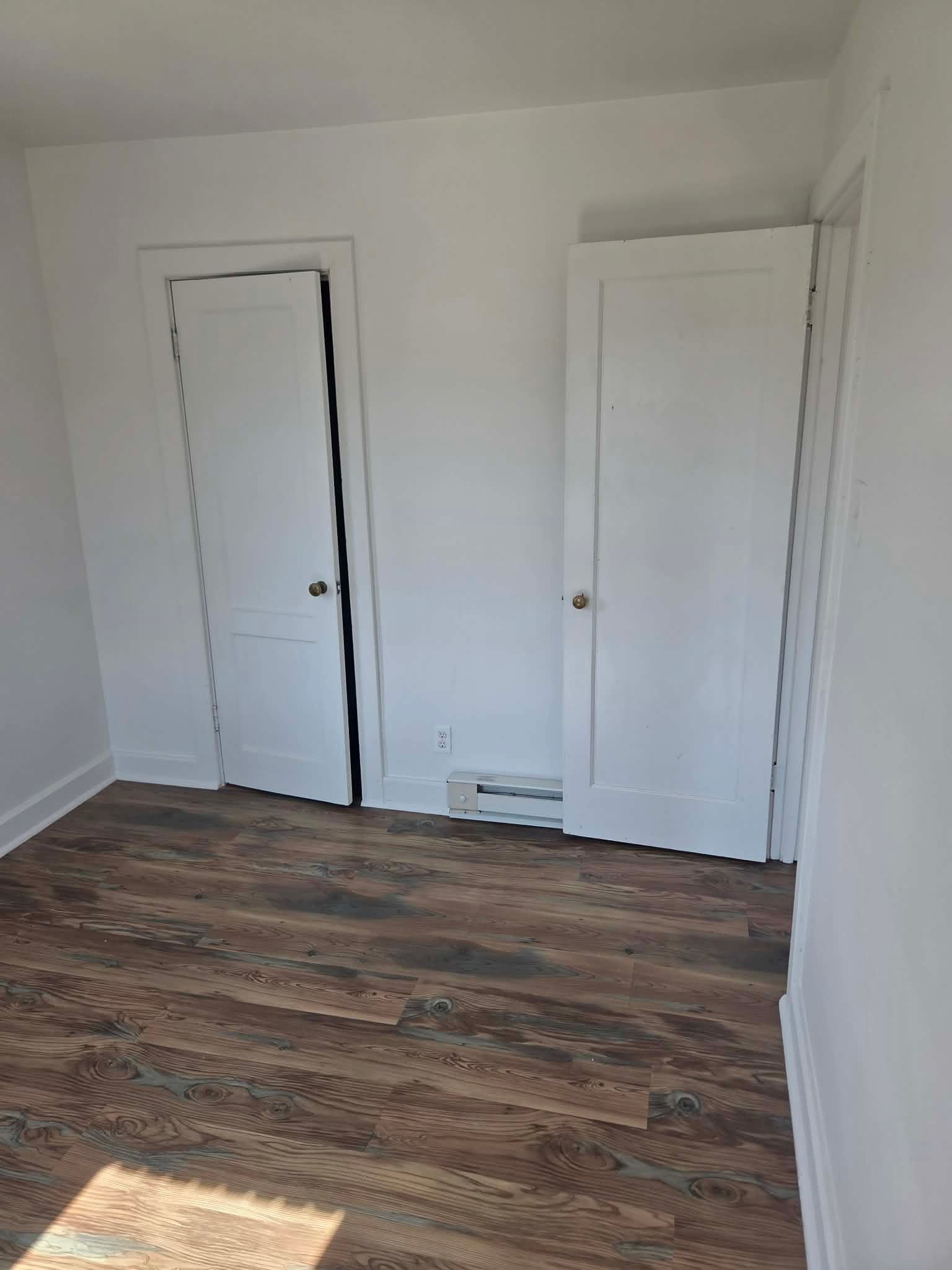 Westernport Apartment: 404 Walnut St