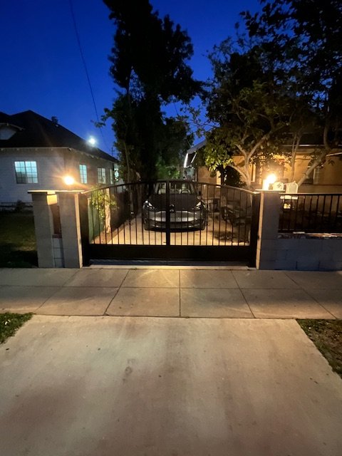 POMONA House: 738 W 9th Street