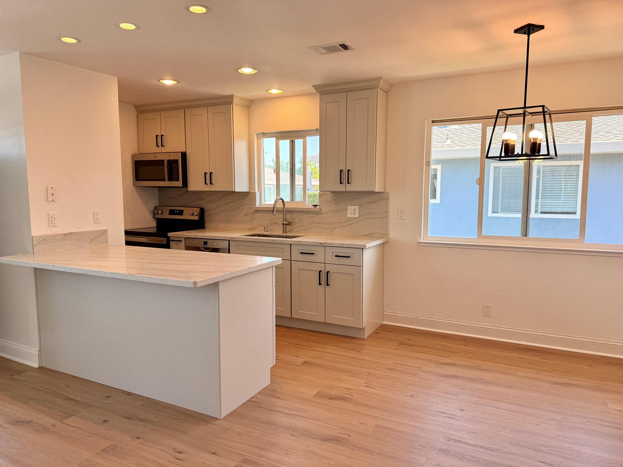 San Jose Condo: 1265 Bouret Drive