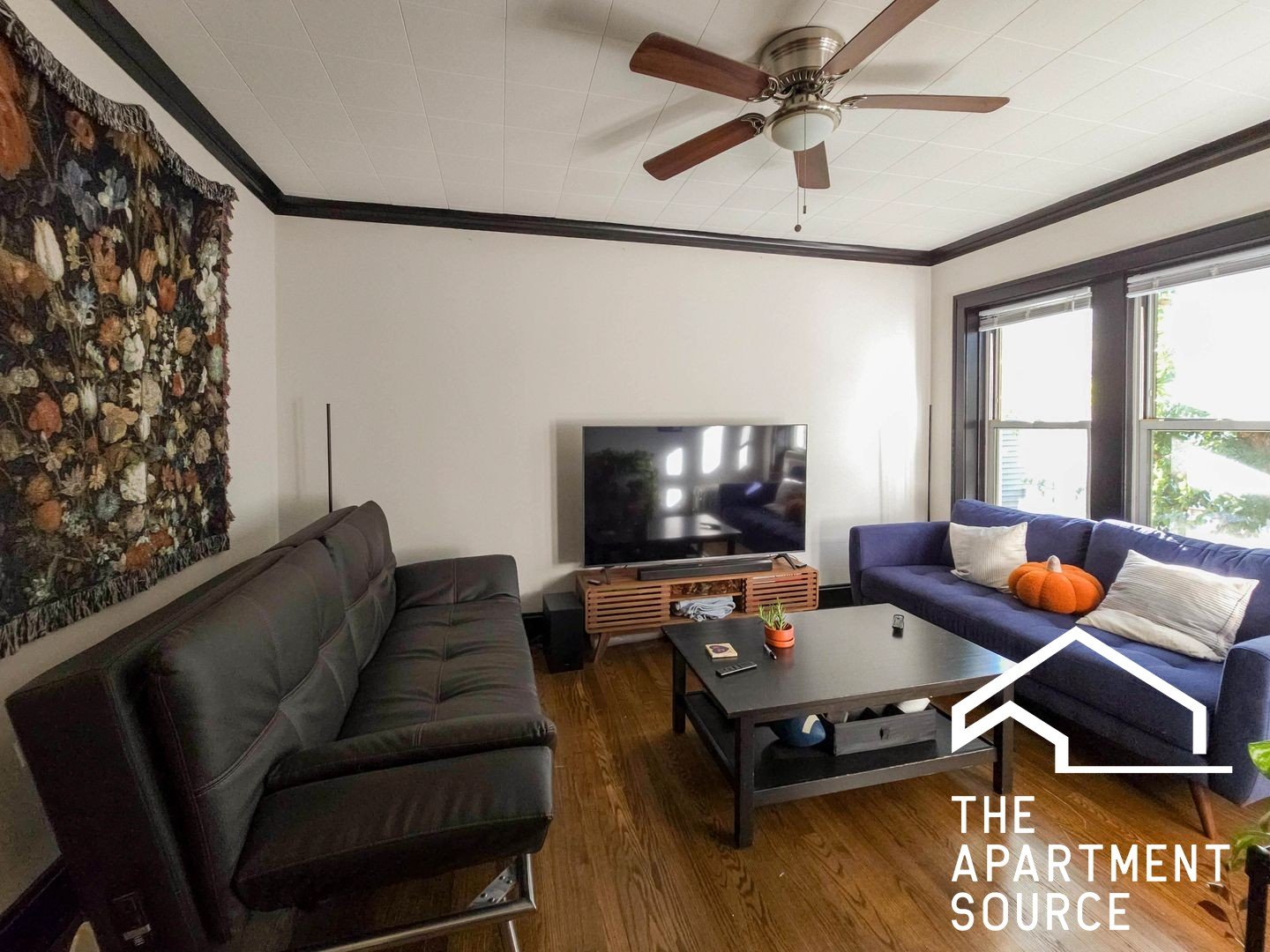 Chicago Apartment: 1825 West Winona St