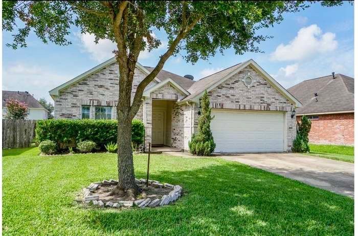 Fresno House: 1039 N Teal Estates Cir