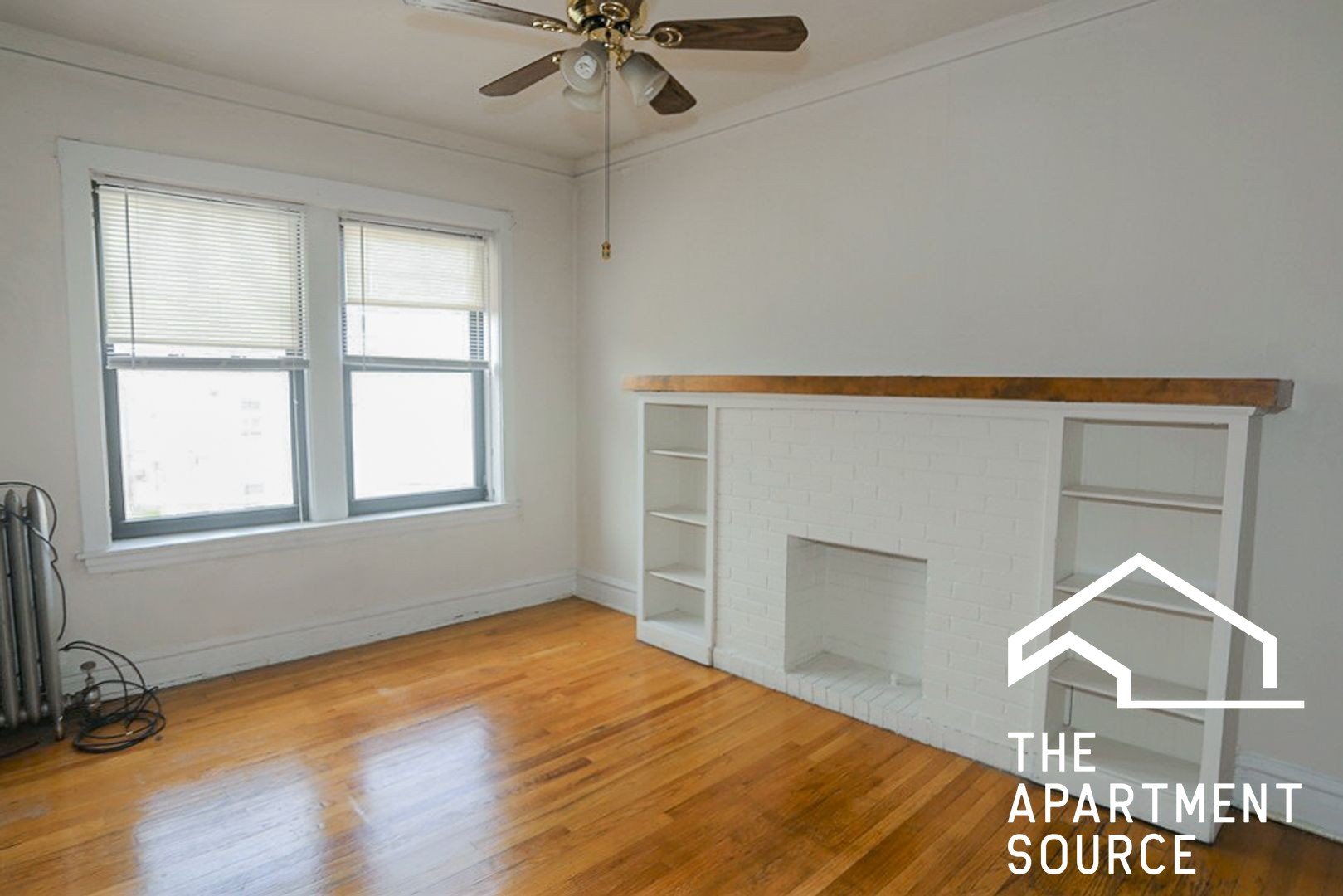 Chicago Apartment: 2612 West Gunnison St