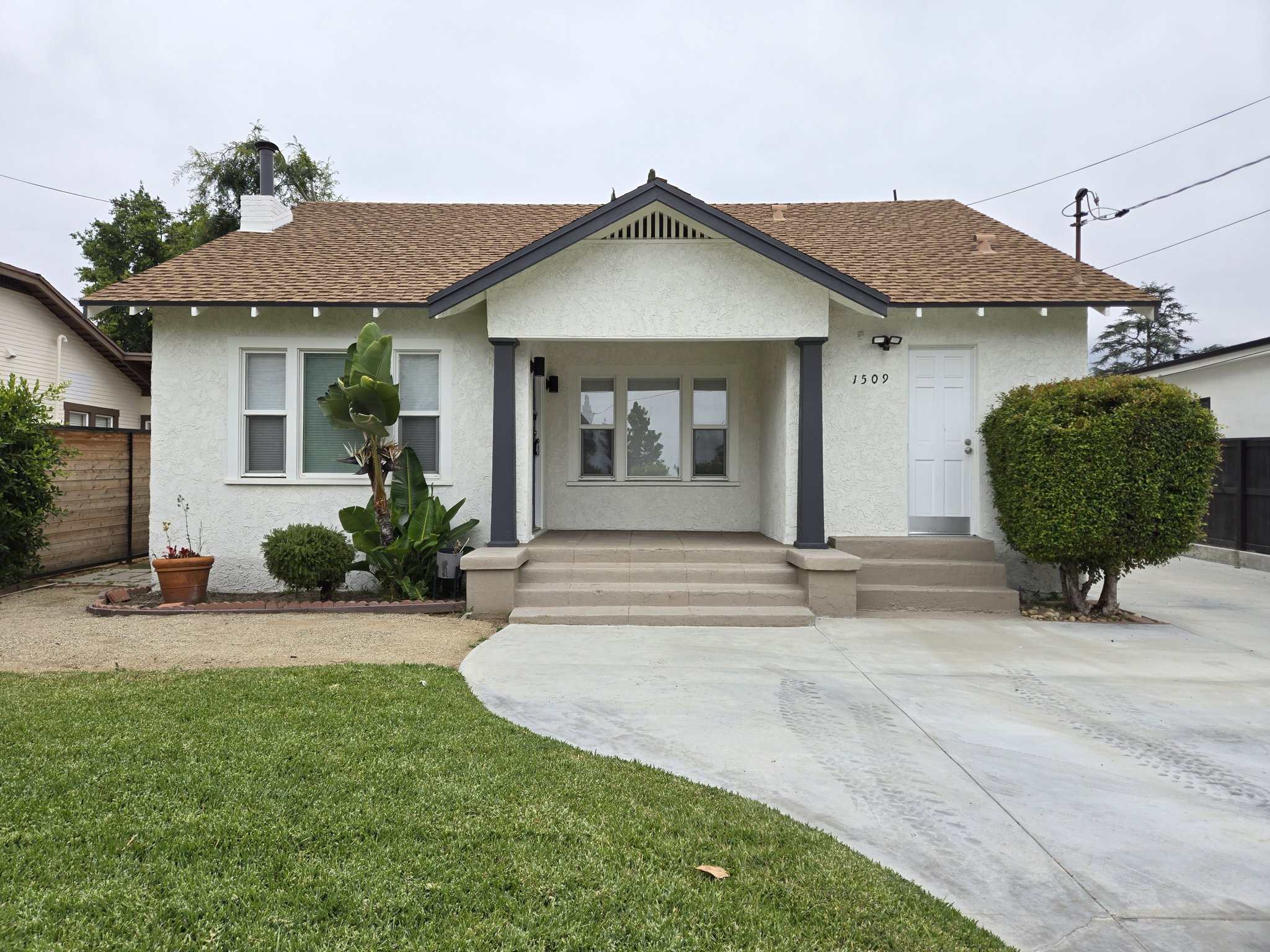 Pasadena House: 1509 E Elizabeth St