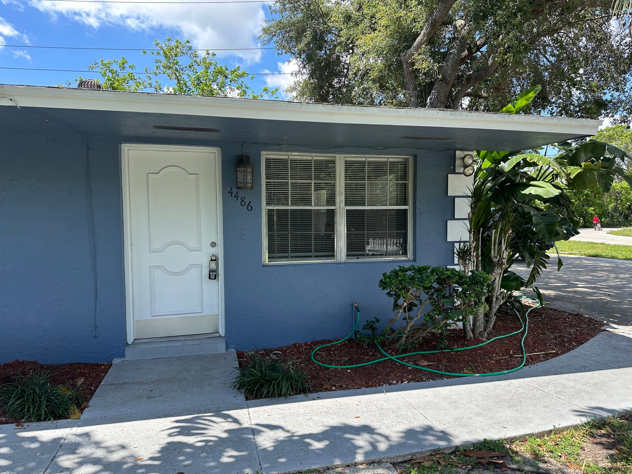 Lake Worth Apartment: 4482 Steven Rd