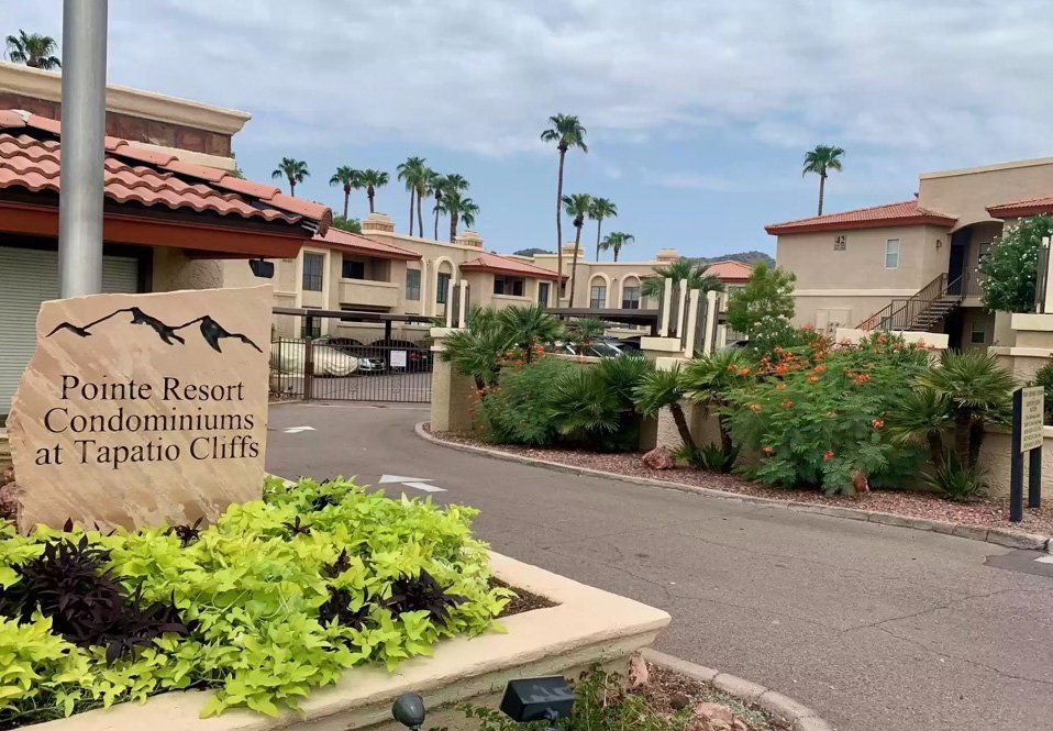 Phoenix Apartment: 10410 N. Cave Creek Rd
