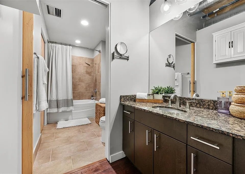 tampa Apartment: 101 N 12th St Unit 206,