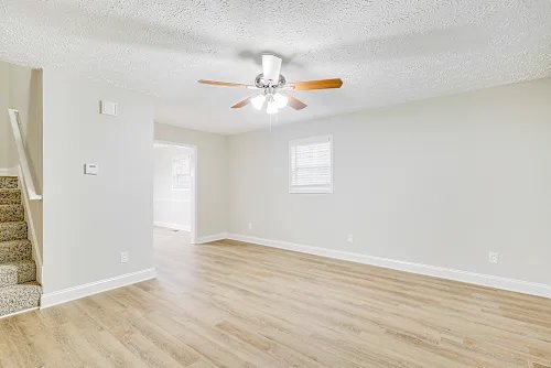Mableton House: 5485 Pine Dr Sw,