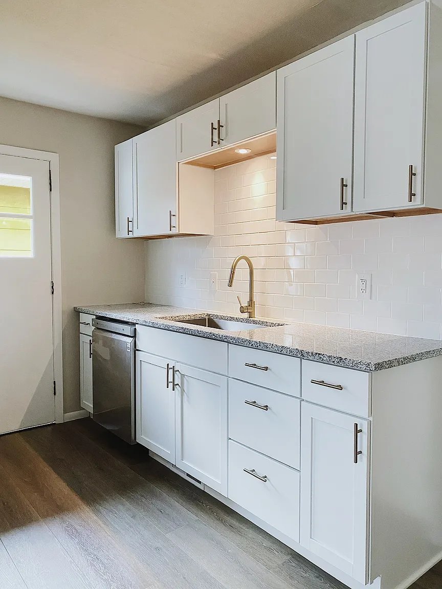 Minneapolis House: 3044 Buchanan St NE