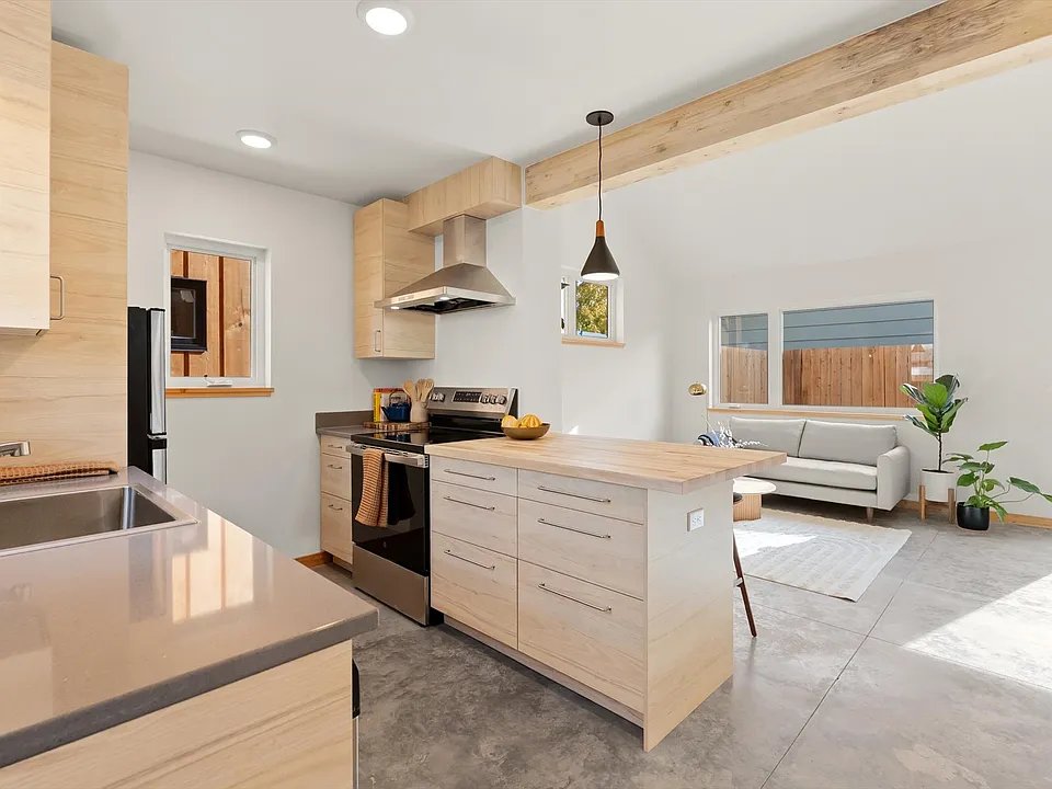 arlington Apartment: 5101 8th Rd #102