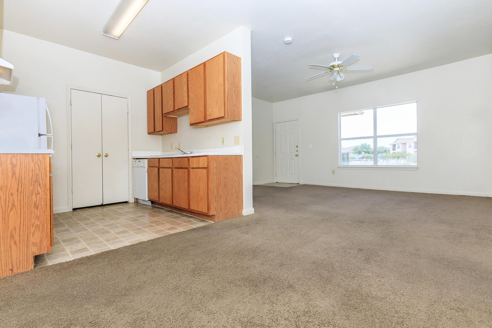 Marble Falls Apartment: 1700 Mustang Dr