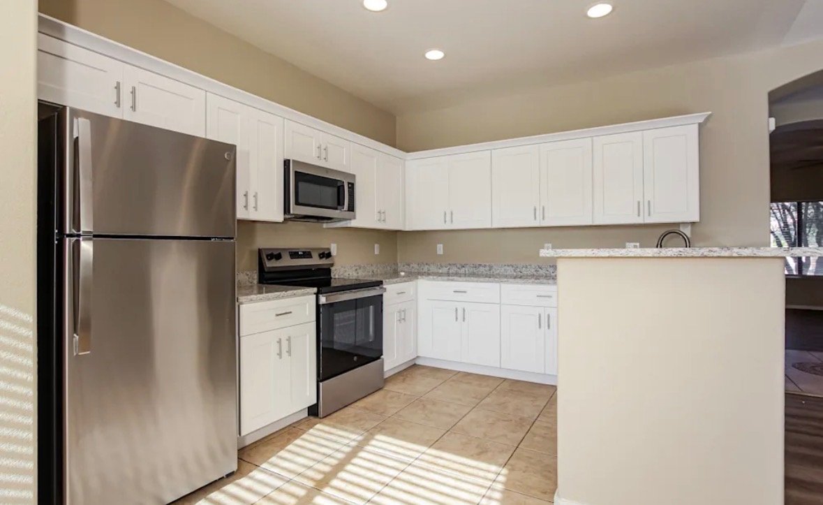 Phoenix House: 2419 W Park St