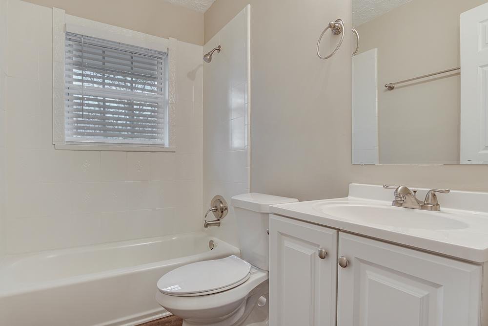 Atlanta House: 2996 1st Ave SW, Atlanta, GA 30315