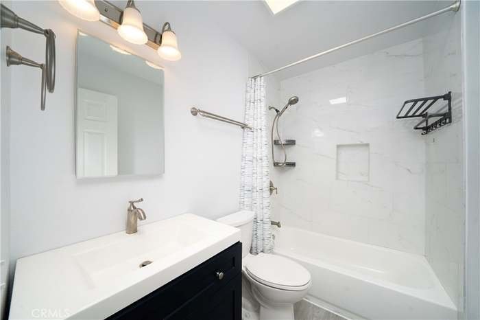 Chino Hills House: 3986 Valle Vista Dr