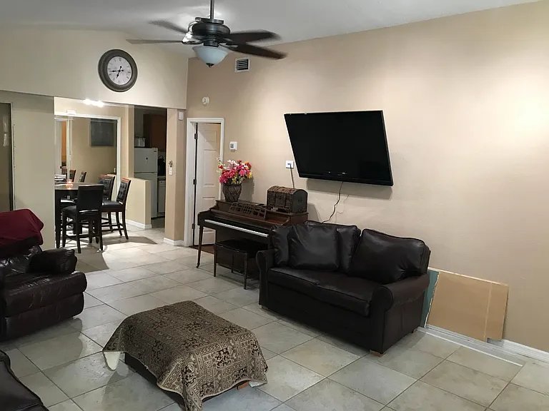 TAMPA Condo: 7107 N 53rd Street