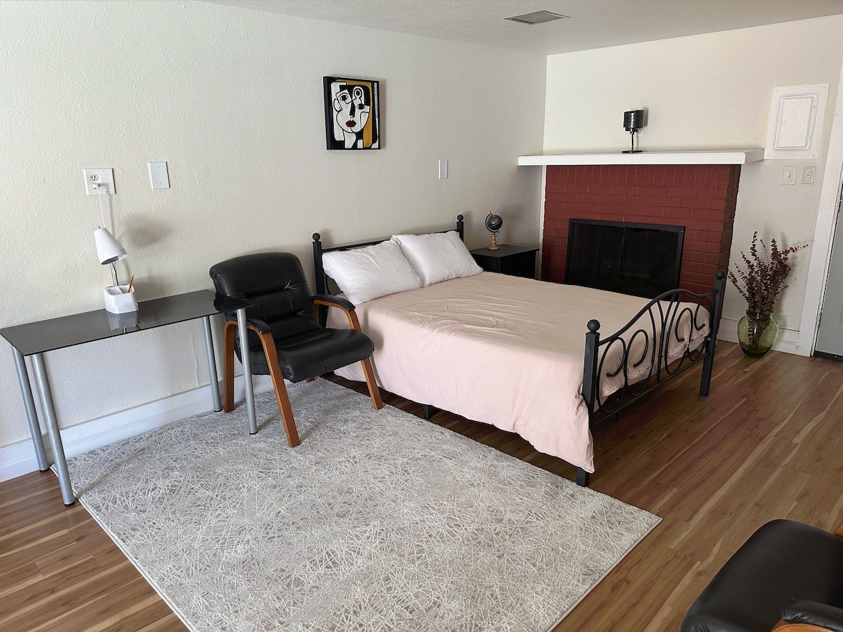 Fresno Other: 215 E Michigan Ave