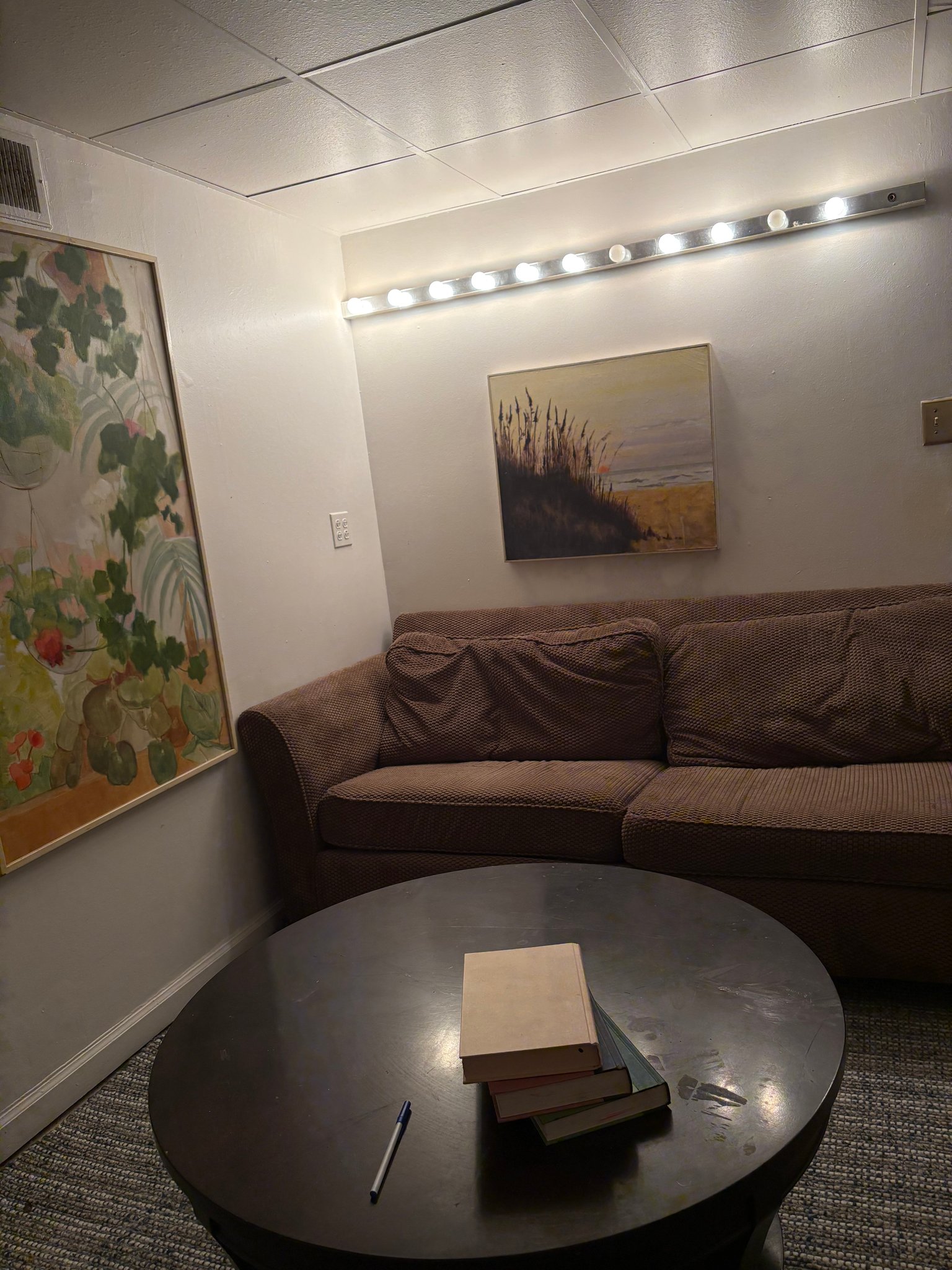 Smyrna House: 275 Doeskin Tr