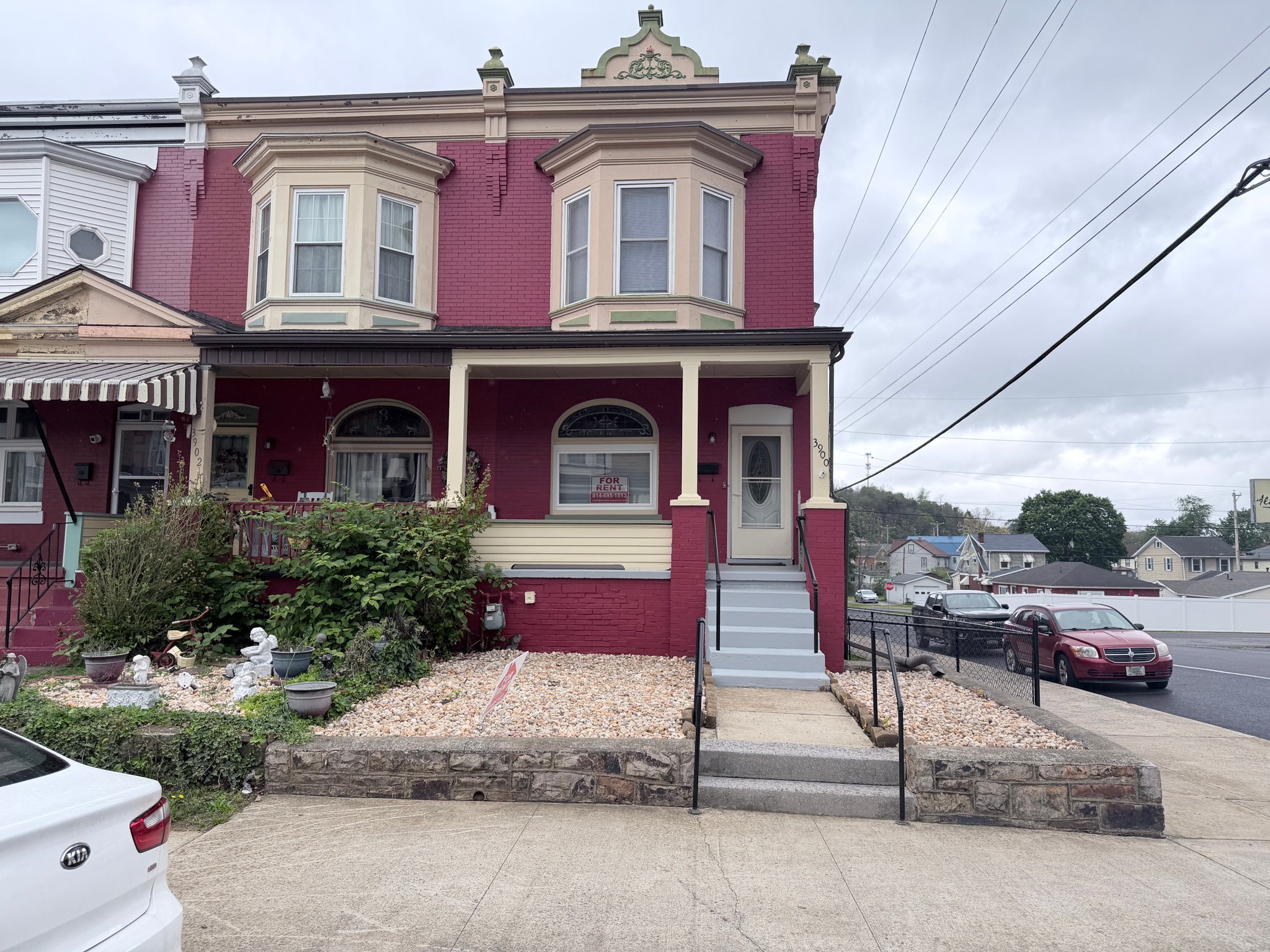 Altoona Townhome: 3900 5th Ave