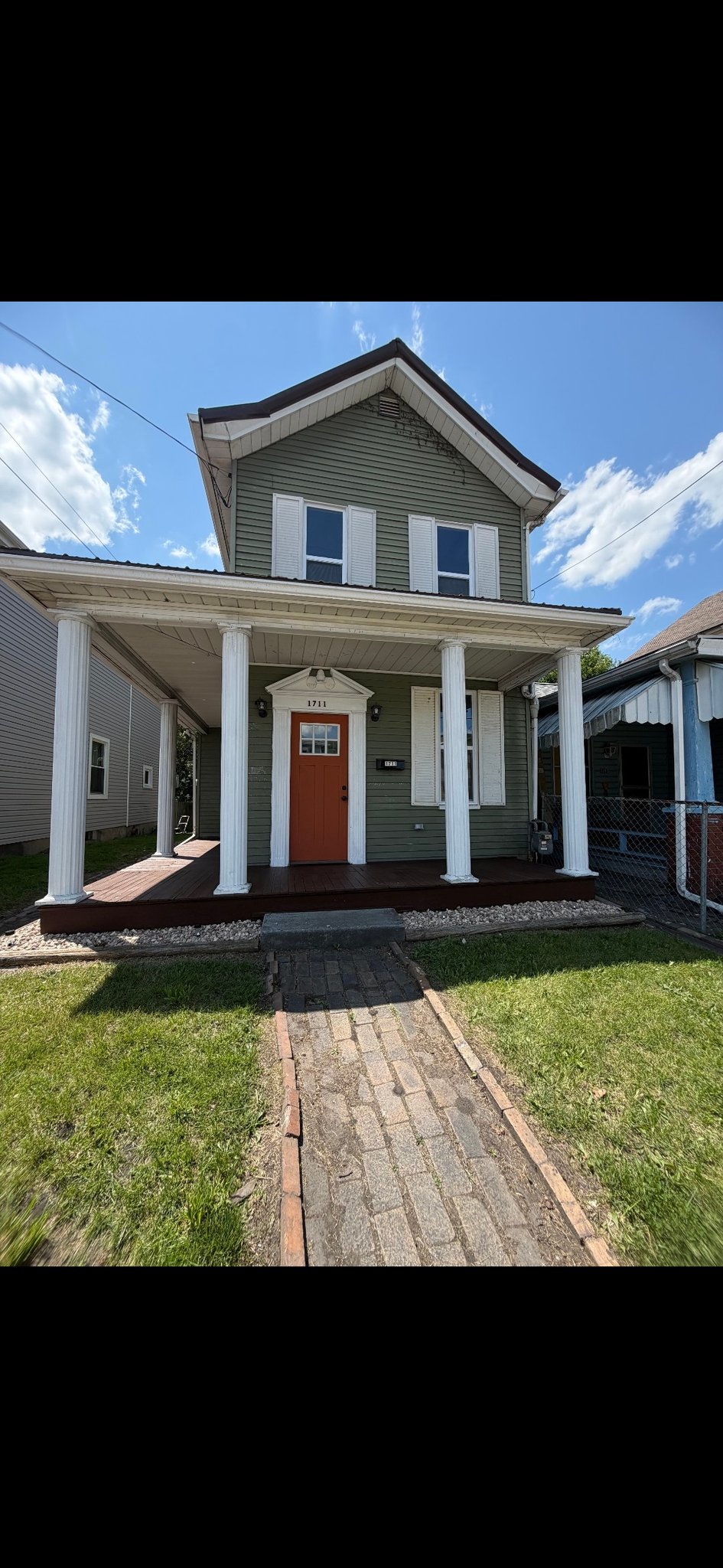 Beaver Falls House: 1711 4th Ave