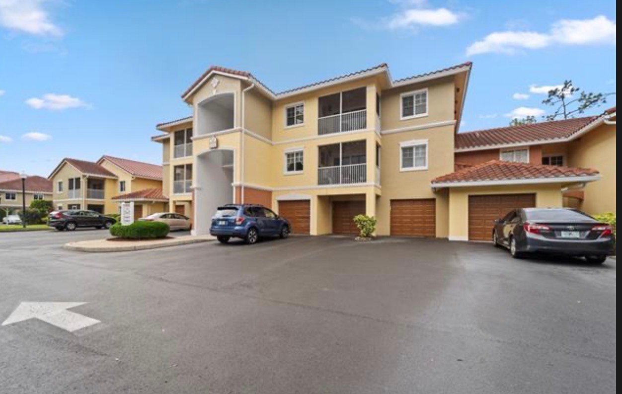 Fort Myers Apartment: 13141 Bella Casa Cir