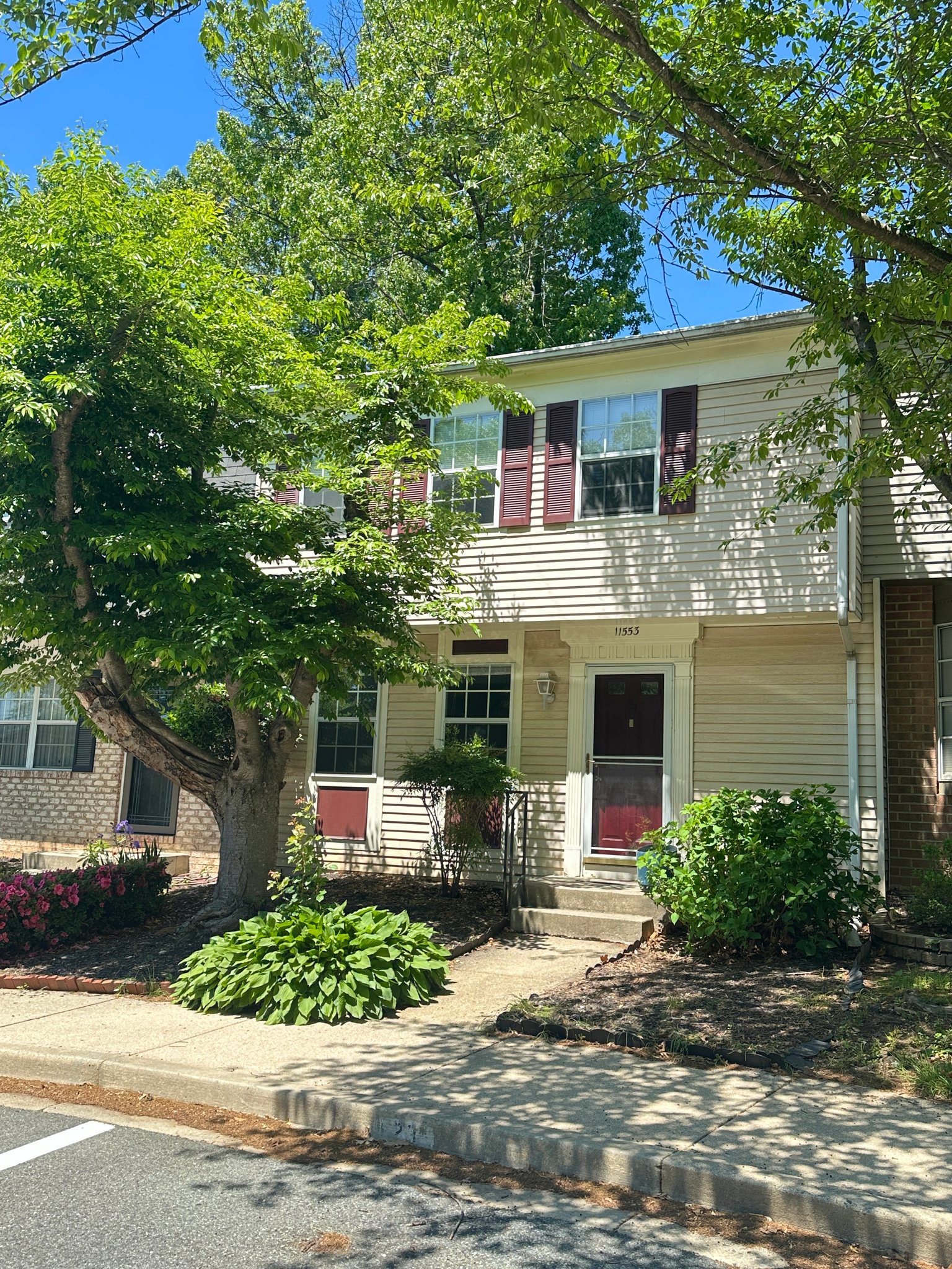 Gaithersburg Townhome: 11553 Sullnick Way