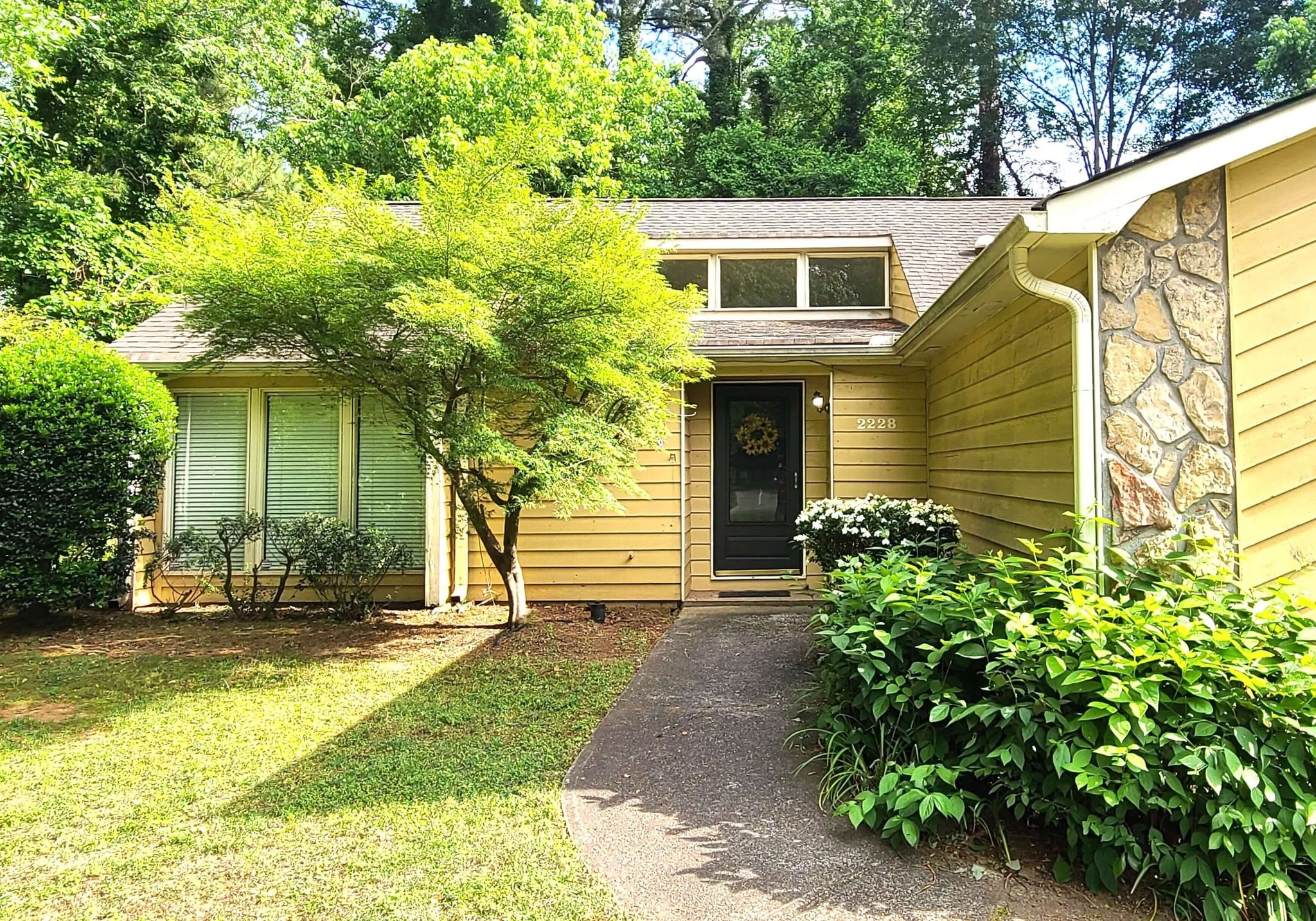 Marieeta House: 2228 N Woods Ct