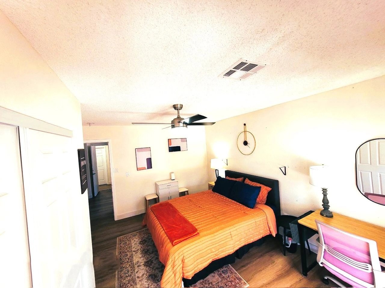 Las Vegas Single Room: 7901 Aplin Ave