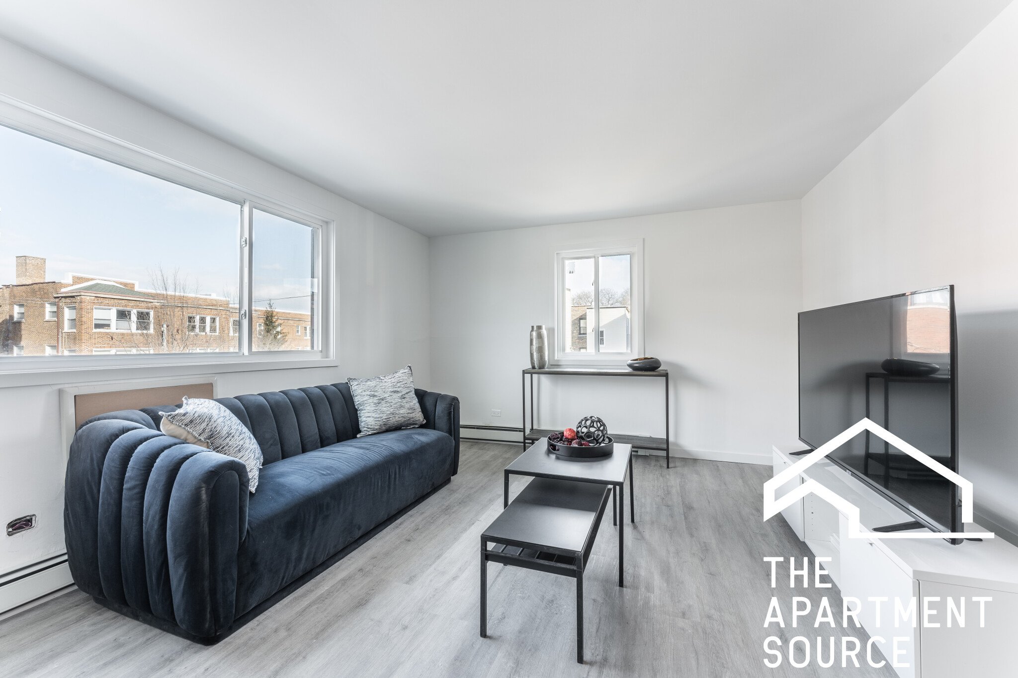 Chicago Apartment: 7621 North Sheridan Rd