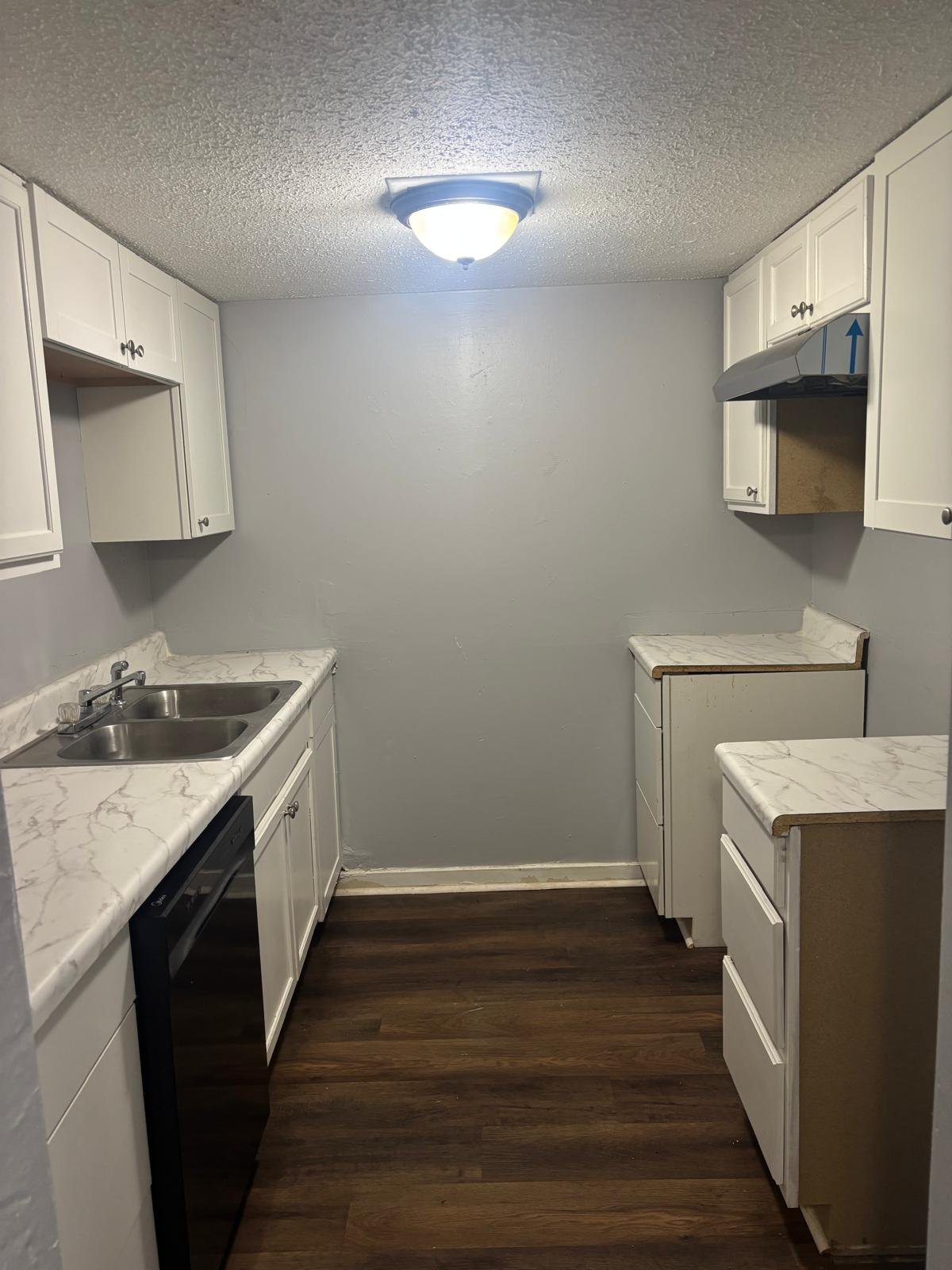 Jackson Apartment: 225 W McDowell Road