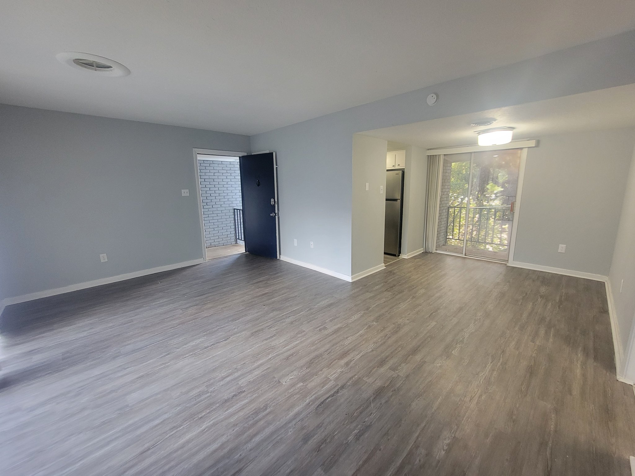 Jackson Apartment: 225 W McDowell Road