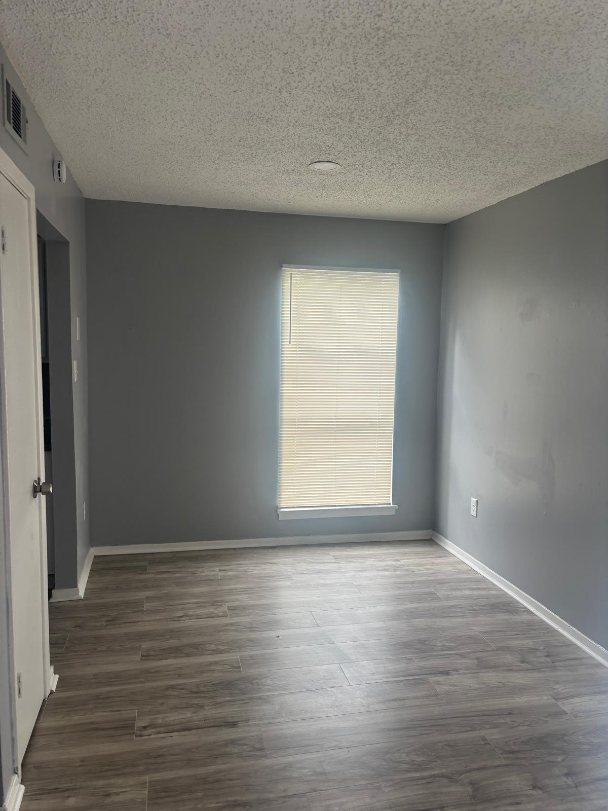 Jackson Apartment: 1505 North West Street