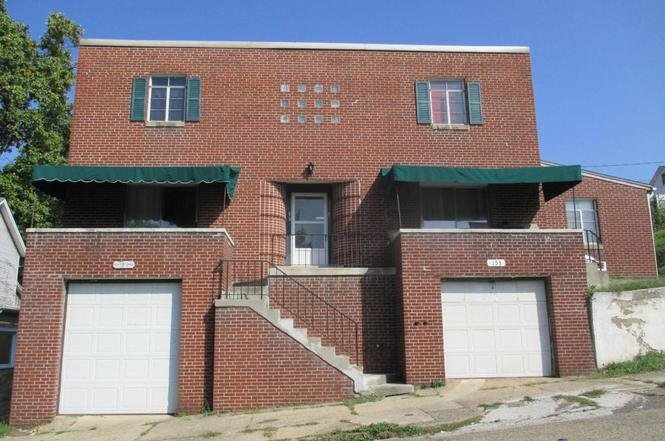 Lancaster Multiplex: 153 E Walnut St