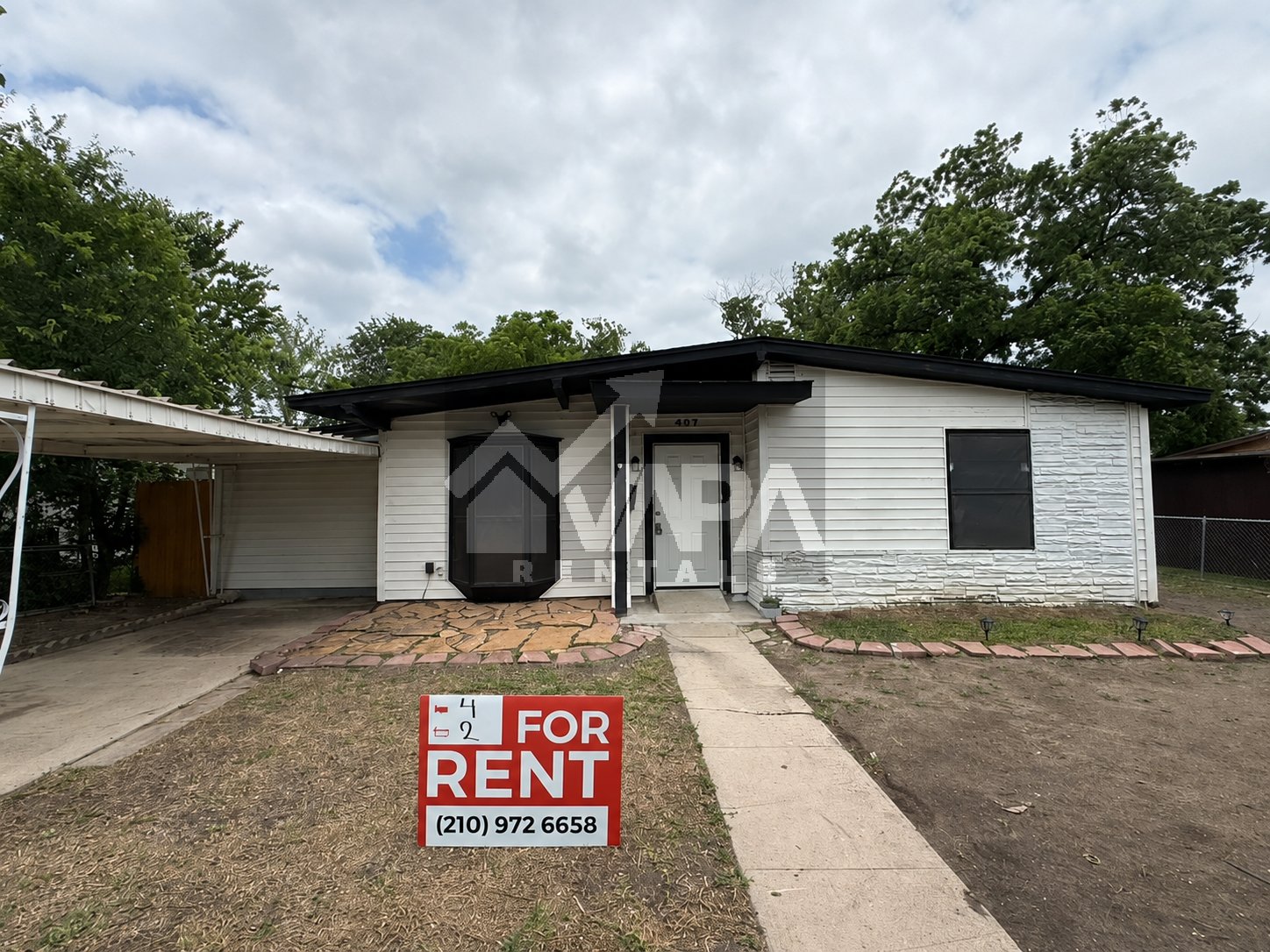 San Antonio House: 407 Creath Pl