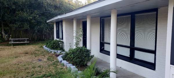 Slidell House: 2009 Beth Drive