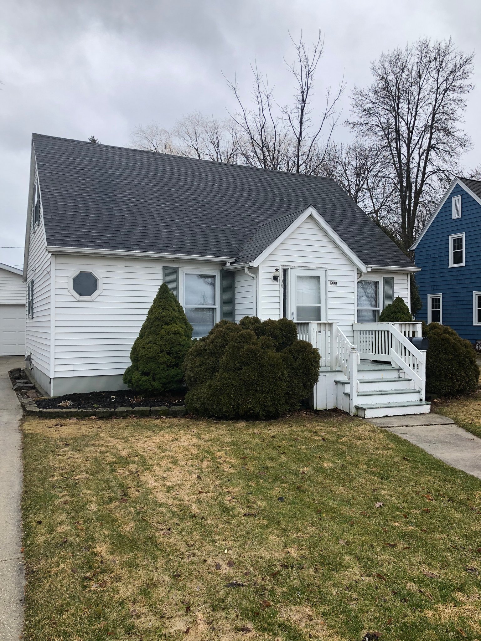 Sheboygan House: 909 North Ave