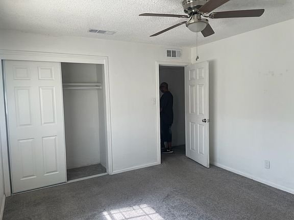 Bakersfield House: 1401 Reese Ave
