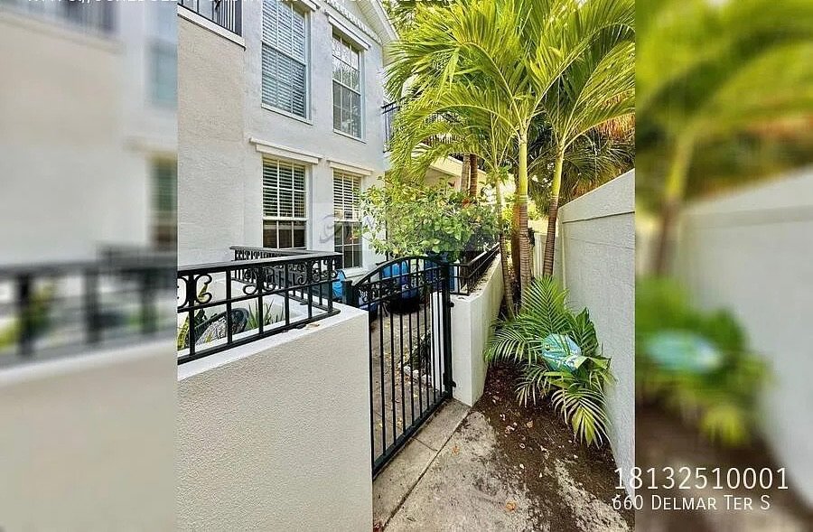 St Petersburg Townhome: 660 Delmar Ter S