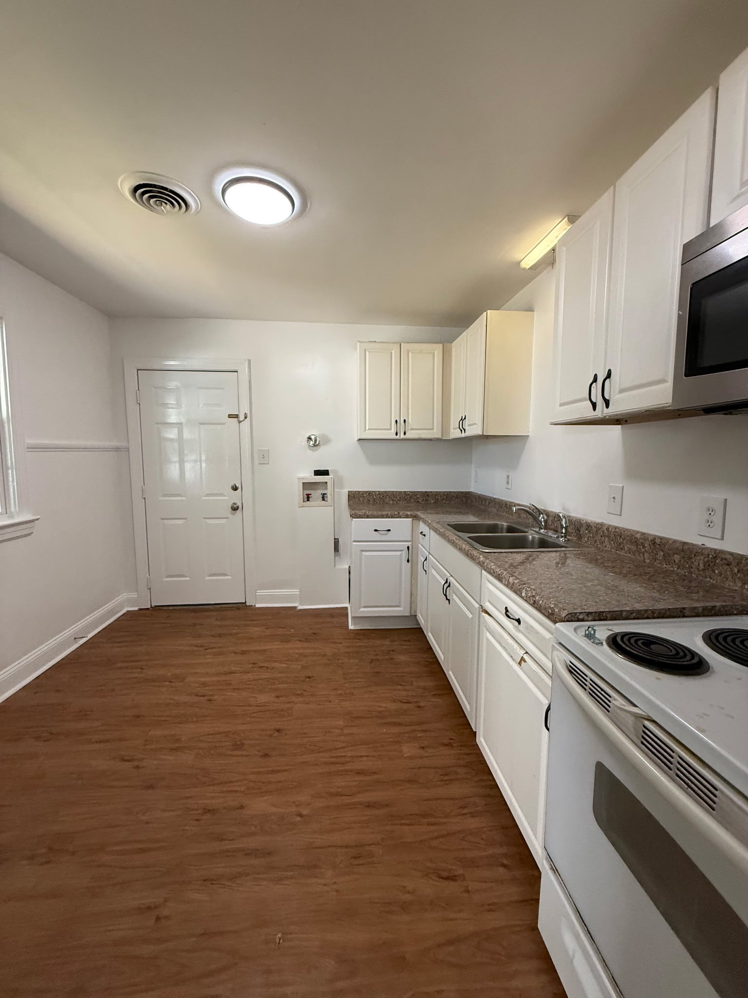 North Chesterfield Multiplex: 2731 Brampton Way
