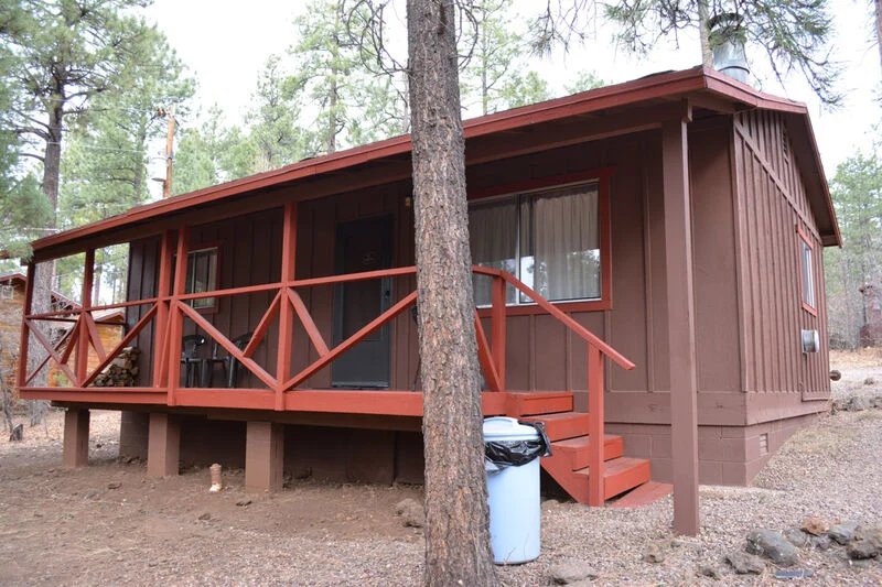 Pinetop House: 237 E White Mountain Blvd