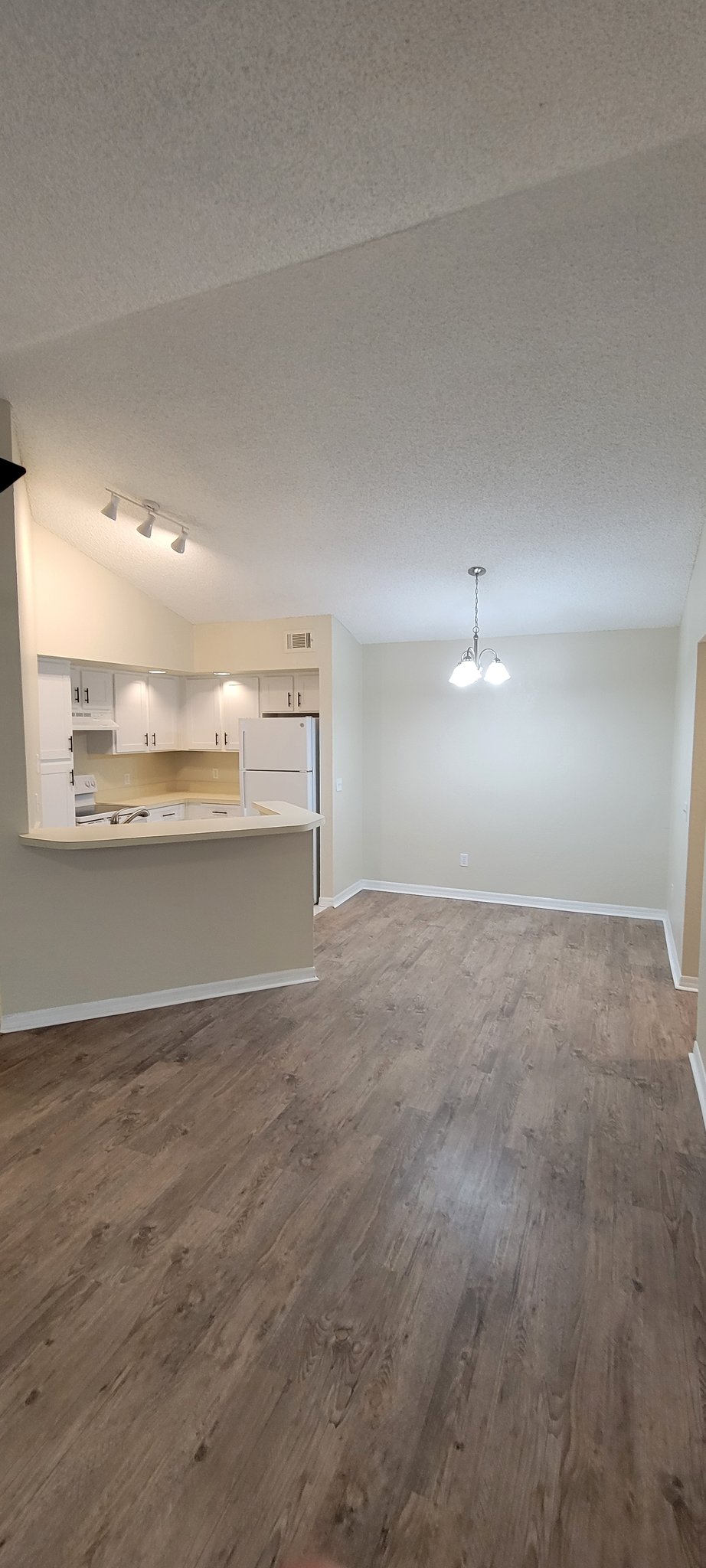 Orlando Condo: 4532 Commander Dr