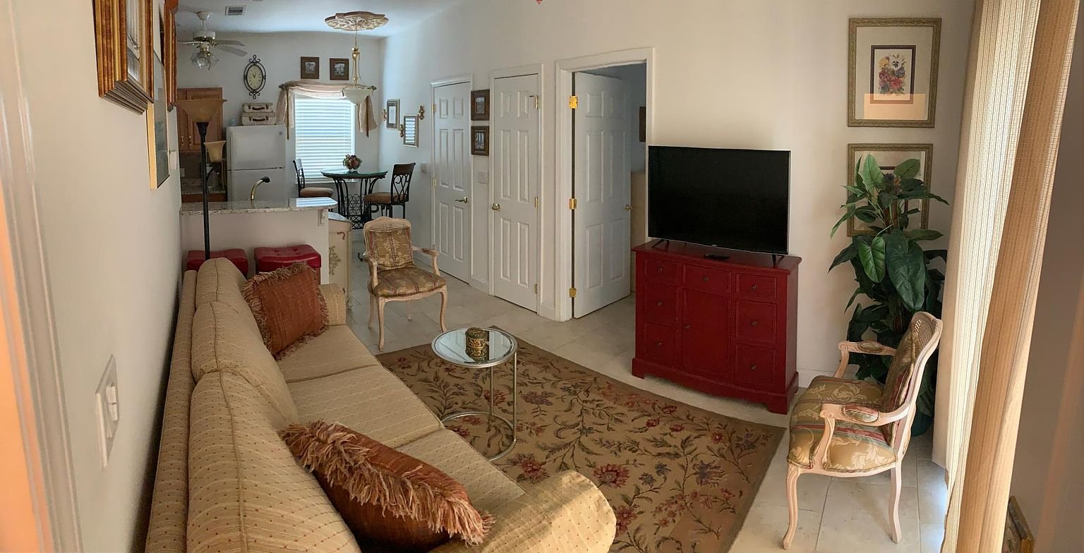 Pensacola House: 411 W Intendencia St