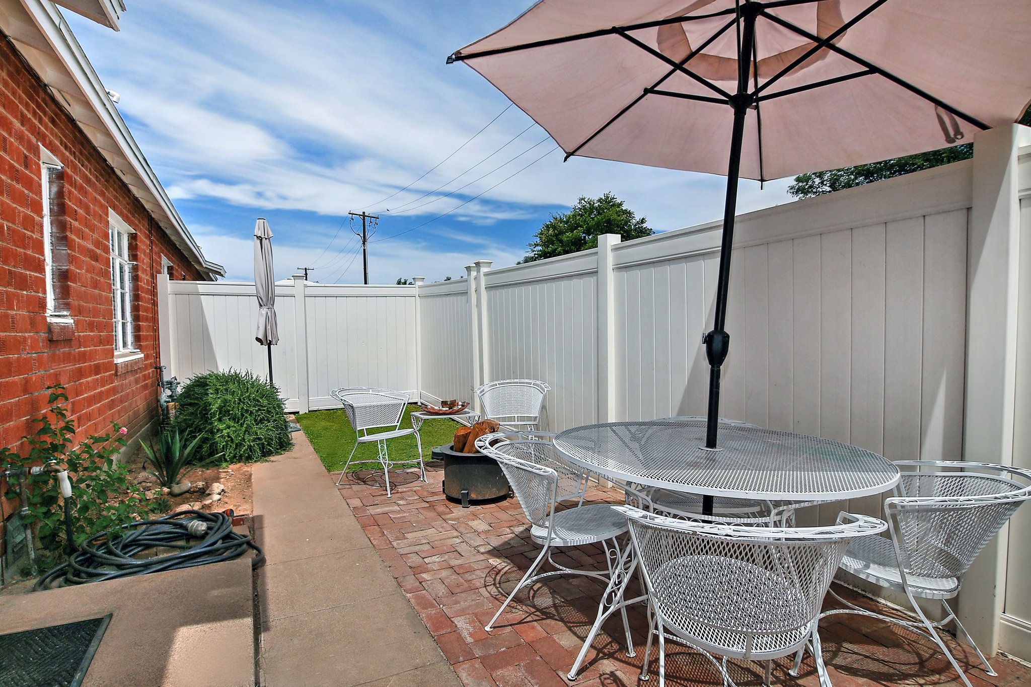 Phoenix Apartment: 1919 W Earll Dr