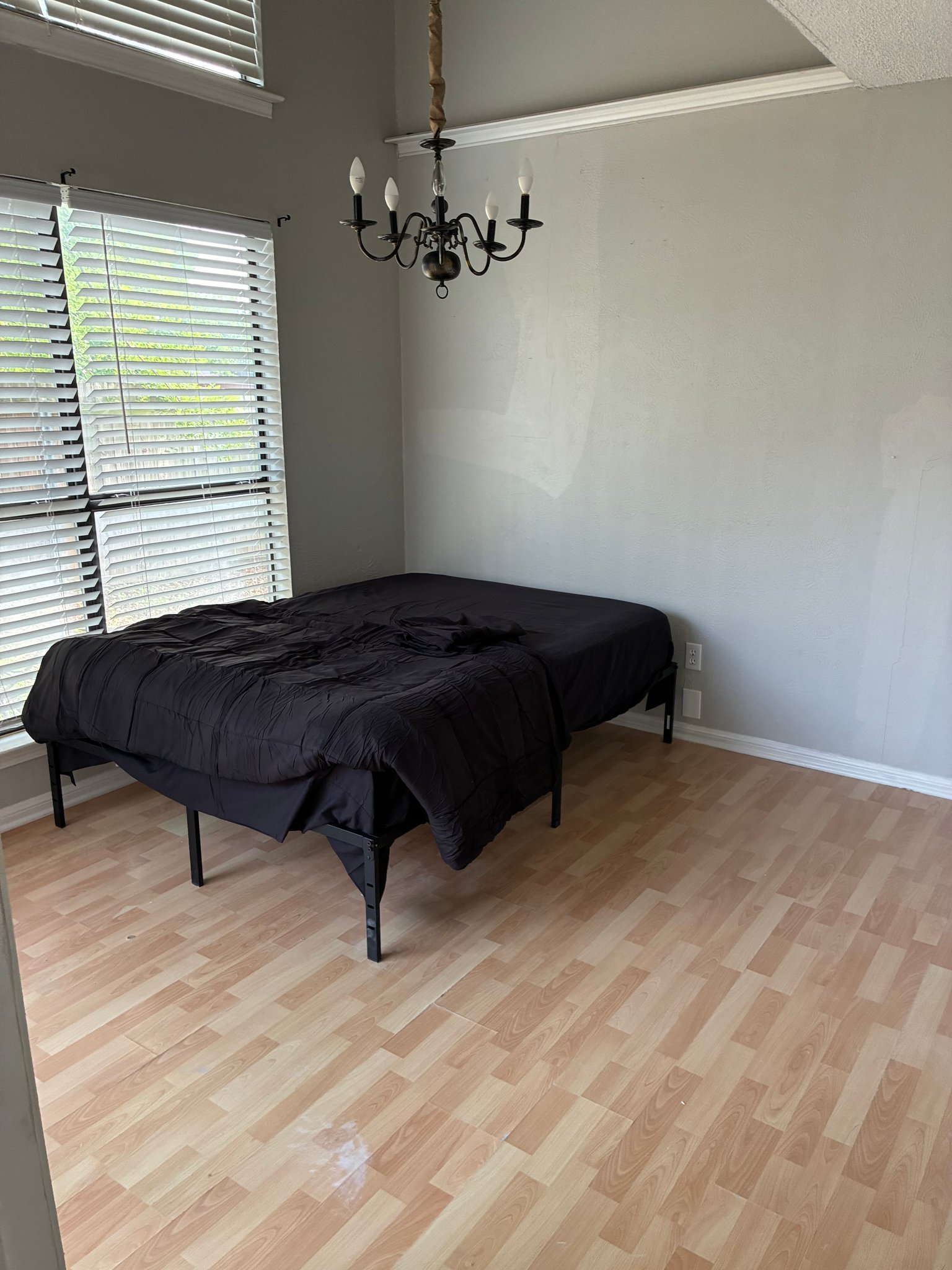 Mesquite House: 828 Via Madonna