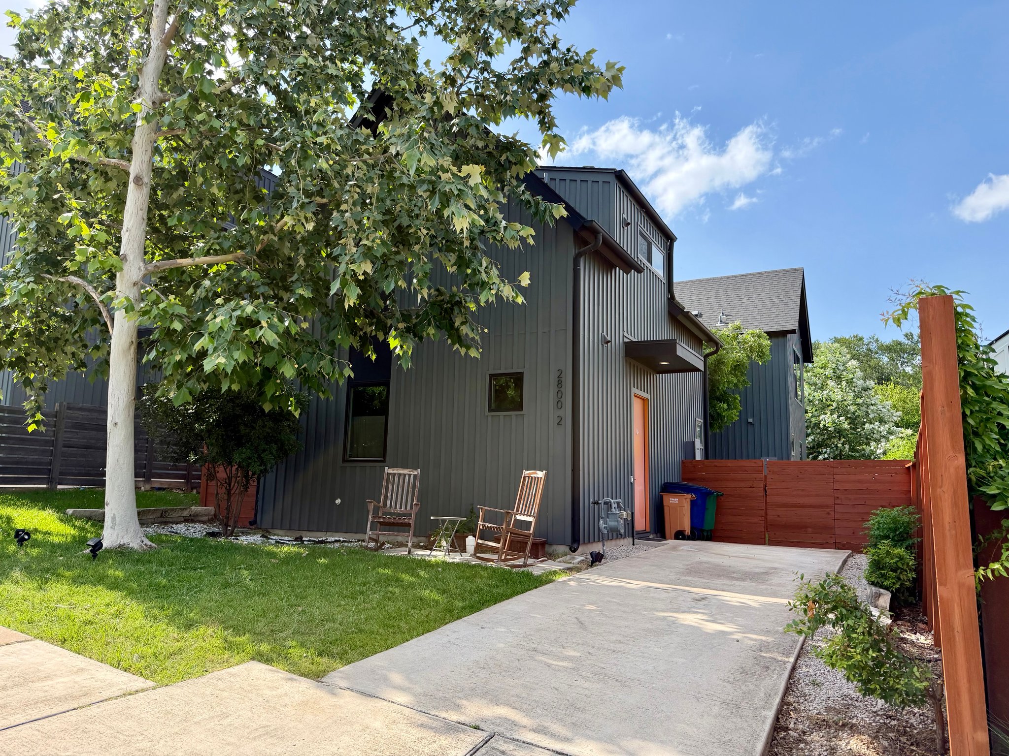 Austin House: 2800 E 22nd St