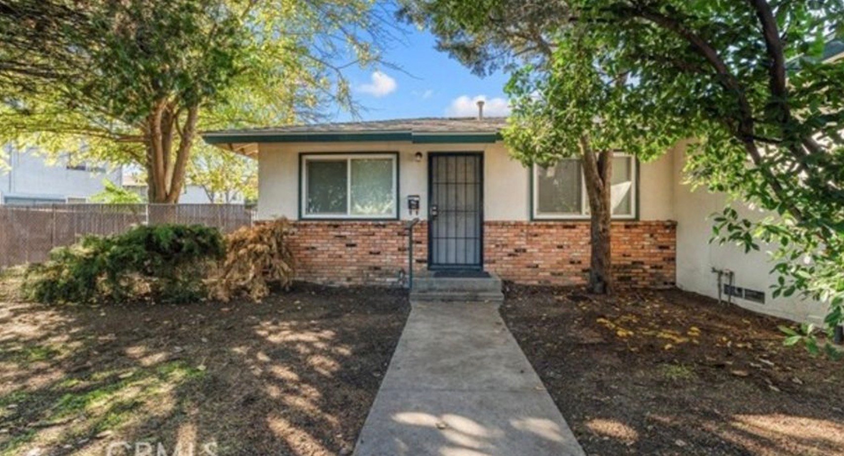 Oroville House: 1842 5th Ave